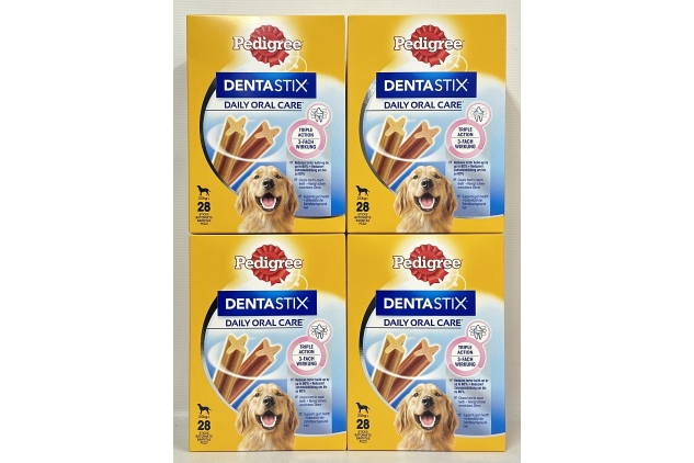 Pedigree DentaStix 112 Sticks Functional Snacks, Daily Dental Chews for Large Dogs (25 kg+), Megapack | BBE 07/10/2024