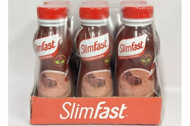 SlimFast Meal Replacement Ready To Drink Shake Rich Chocolate 24 X 325ml | BBE 31/01/2025