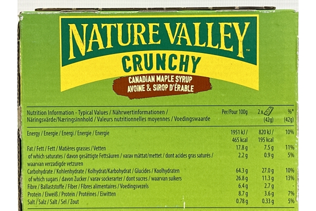 Nature Valley Crunchy Canadian Maple Syrup Cereal Bars 42g (Pack of 18 x 2 bars) Best Before Date 20/09/2024