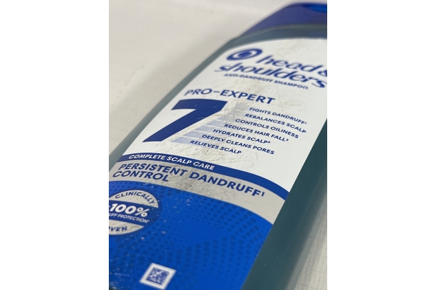 Head & Shoulders Anti-Dandruff Shampoo Pro-Expert 7 Persistent Dandruff Control 300ml | Outer Packaging Damage