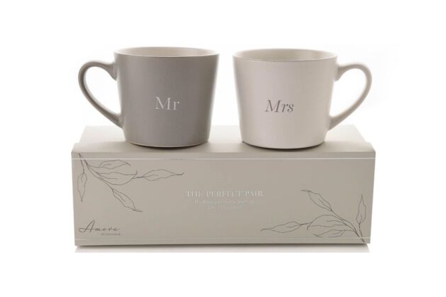 Widdop Amore Mr and Mrs Wedding Gift Boxed Set of Two Mugs Wedding Gift Idea