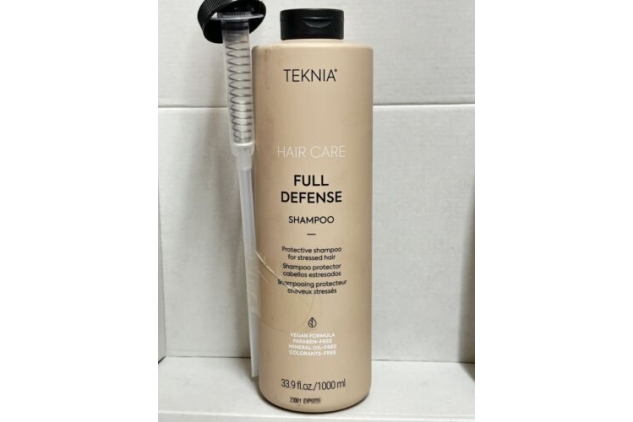 Lakme - Teknia Full Defense Shampoo 1000 ml | Damaged Pump Bottle Lid See Photos