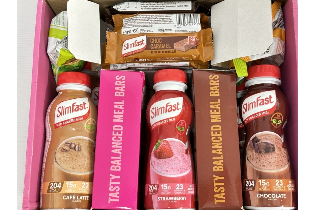 SlimFast 7 Day Ready To Go Kit, Includes 6 Shakes, 8 Meal Bars, 7 Snack Bags, 7 Snack Bars | BEST BEFORE DATE 31/08/2024