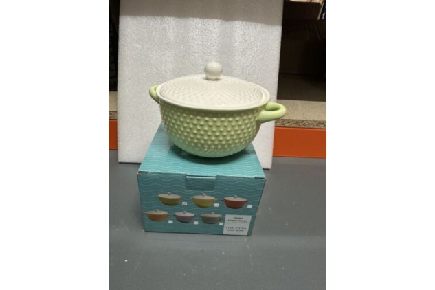 Soup Bowl With Lid Fine China Light Green & White Colour Spotty Design