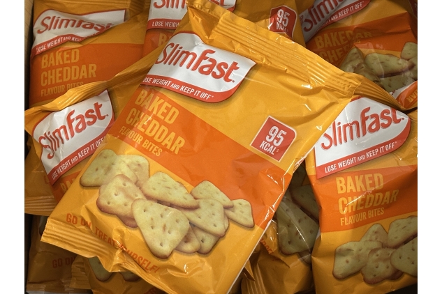 SlimFast Cheddar Bites Snack Bag, Crunchy, Tasty Low Calorie Snack, 22g (Pack Of 12) Best Before Date 31/10/2024