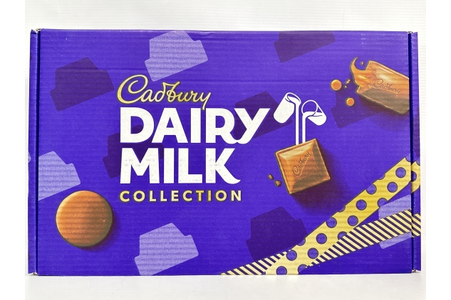 Cadbury Dairy Milk Deluxe Chocolate Hamper, Gift Box of 10 Assorted Chocolate Bars and Bags, 1.04 kg | BEST BEFORE DATE 06/09/2024