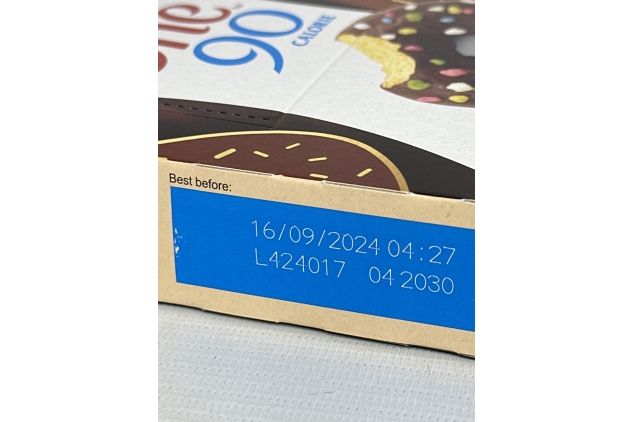 Fibre One 90 Calorie Doughnuts | Chocolate Flavour 4 X 8 Pack - 32 Total | Best Before Date 16/09/2024