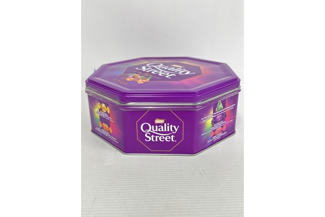 Nestle Quality Street Chocolate Tin Christmas Gift 900g | Metal Tin Edition