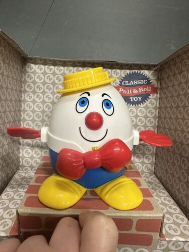 New Fisher Price Classics Humpty Dumpty Spinning Arms Pull Along Remake Toy 2019