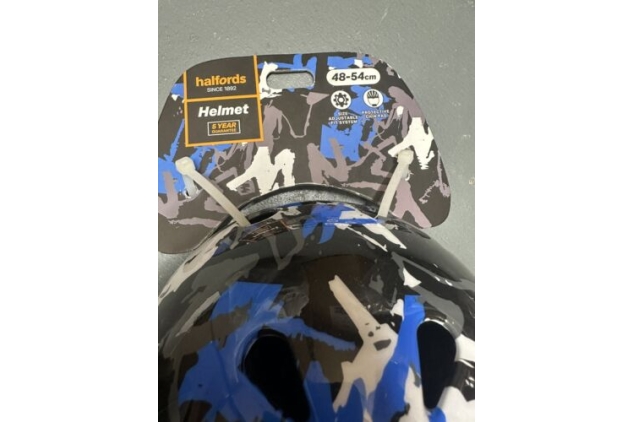 Halfords Skate Helmet Blue Black  48-54cm - Kids Small