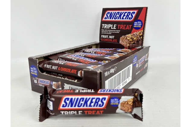 Snickers Fruit & Nut Milk Chocolate Snack Bar 40g (Pack of 18) Best Before Date 09/10/2024