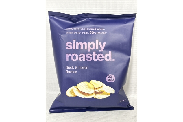 Simply Roasted – Duck & Hoisin Flavour Crisps 12 x 21.5g | 50% less fat | 25% less salt | Less than 99 calories | triple roasted crunchy potato crisps | BEST BEFORE DATE 06/11/2024