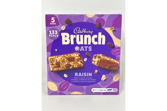 Cadbury Brunch Oats Bars | Raisin Cereal & Milk Chocolate | 8 X (5 x 32g) = 40 Bars Total | Best Before Date 20/10/2024