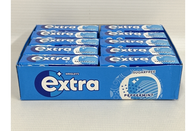 Wrigley’s Extra Sugar-free Chewing Gum | Refreshing Peppermint Flavour | Freshens Breath | With Xylitol | Helps with Oral Hygiene for Healthy Teeth & Gums | 30 X 10-Packs