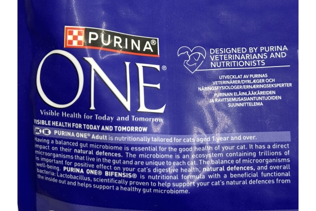 Purina ONE Adult Dry Cat Food Rich in Chicken 6kg