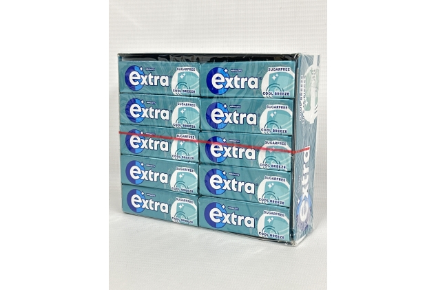 Wrigley's Extra Cool Breeze Chewing Gum, Mint Flavour, 30 Packs of 10 Pieces, Chewing Gum Bulk Pack, Sugar Free Gum With Xylitol (300 pieces)