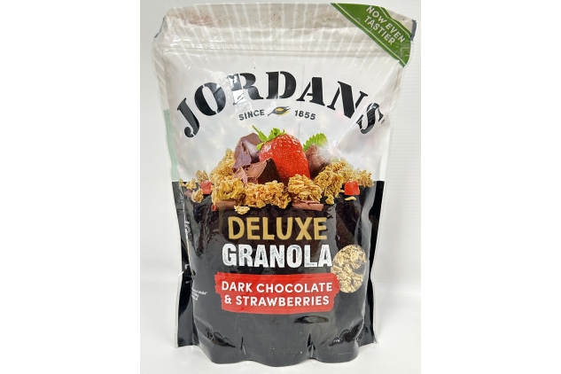 JORDANS Granola Deluxe with Dark Chocolate & Strawberries | High-Fibre Breakfast Cereal | 4 x 500g Packs