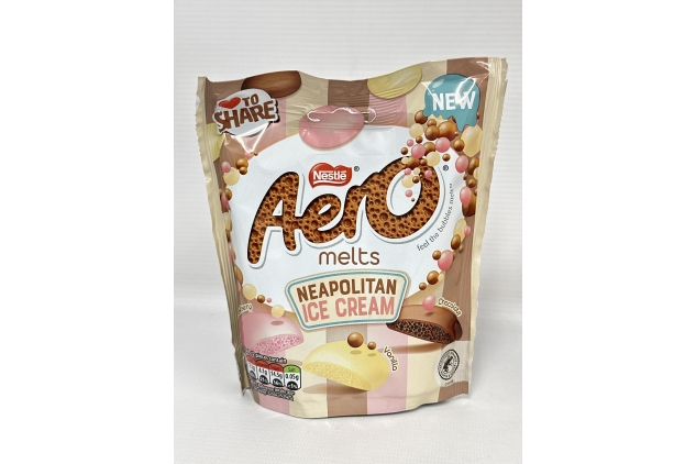 Nestle AERO Melts Neapolitan Ice Cream Pouch 1 X 86g | Strawberry, Vanilla & Chocolate Flavoured Buttons