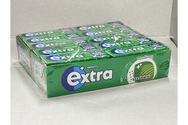 Wrigley's Extra SPEARMINT Chewing Gum, Mint Flavour, 30 Packs of 10 Pieces, Chewing Gum Bulk Pack, Sugar Free Gum With Xylitol (300 pieces)