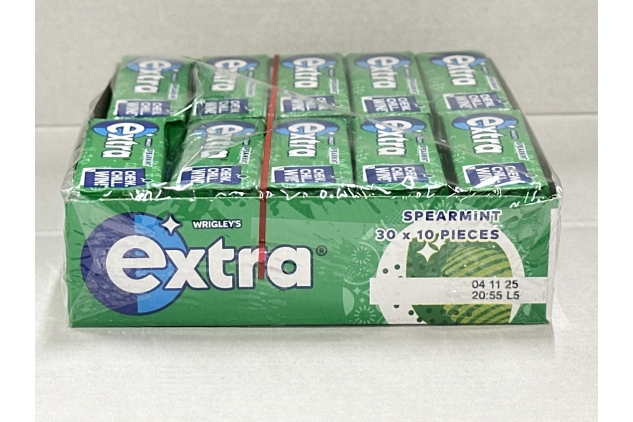 Wrigley's Extra SPEARMINT Chewing Gum, Mint Flavour, 30 Packs of 10 Pieces, Chewing Gum Bulk Pack, Sugar Free Gum With Xylitol (300 pieces)