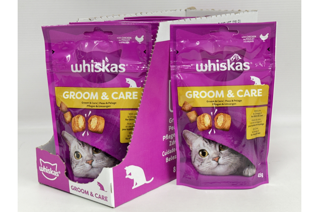 Whiskas Groom & Care Cat Treats (8 X 45g) – Bite-Size Snacks with Tasty Chicken Filling