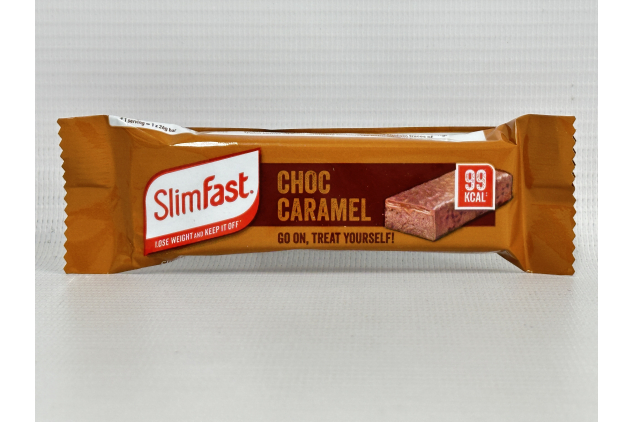 SlimFast Snack Bar | Low-Calorie Chocolate Caramel Treat | 24 x 26g Multipack | Guilt-Free Snack for Weight Management