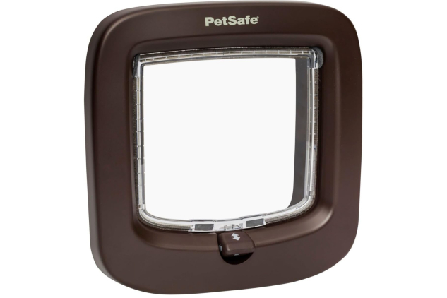 PetSafe Manual-Locking Cat Flap with Easy Install, Brown, 4 Way Manual Lock, Exclusive Entry, For Cats Up To 7 kg, Energy Efficient