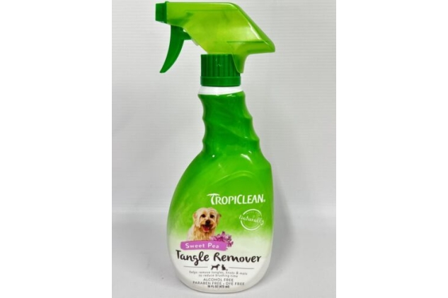 TropiClean Dog Detangler Spray Grooming Supplies - Dematting - No-Rinse Formula - Leave In Conditioner - Derived From Natural Ingredients - Used By Groomers - Sweet Pea, 473ml