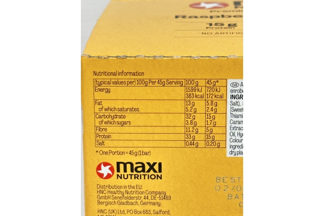 Maximuscle - MaxiNutrition Premium Protein Bar - High Protein Snack - Low in Sugar - 15g Protein - Raspberry Coconut, Under 190 kcal per Serving, 12 x 45g | Best Before Date 02/03/2024