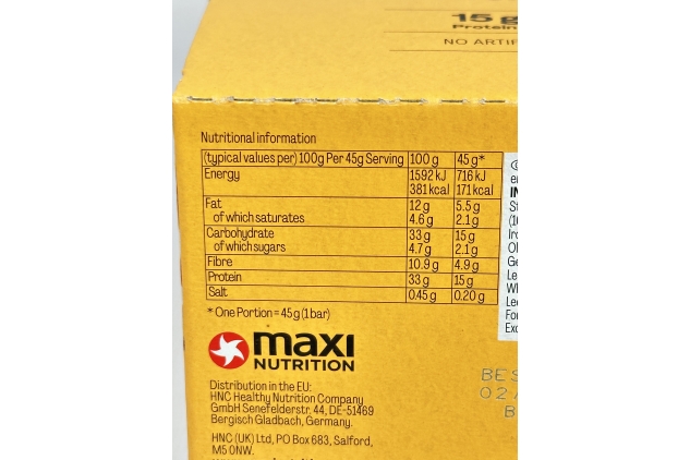 MaxiMuscle - MaxiNutrition Premium Protein Bar - High Protein Snack - Low in Sugar - 15g Protein - New York Cheesecake, Under 190 kcal per Serving, 12 x 45g | Best Before Date 02/03/2024