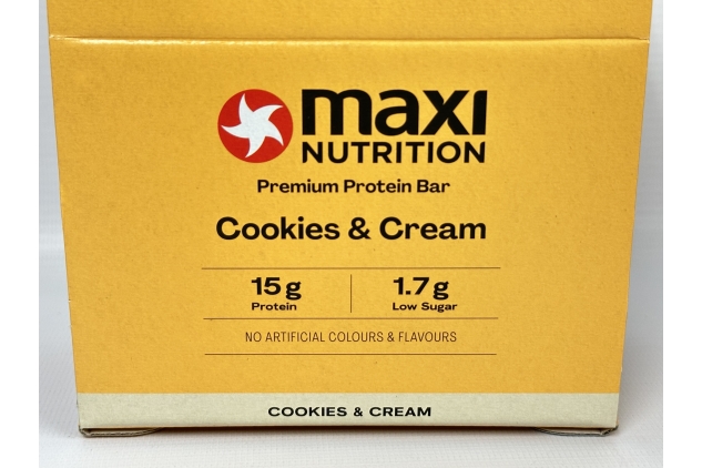 MaxiMuscle - MaxiNutrition Premium Protein Bar - High Protein Snack - Low in Sugar - 15g Protein - Cookies & Cream, Under 190 kcal per Serving, 12 x 45g | Best Before Date 22/02/2024