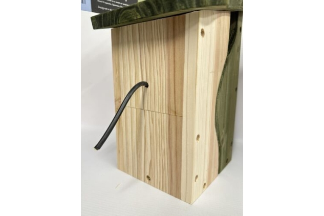 Simon King Wildlife Curve Cavity Bird Box House Nesting & Roosting High Quality