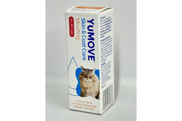 YuMOVE Skin & Coat Care Moulting for All Cats |Previously YuDERM Moulting Cat | Coat and Skin Supplement for Cats with Dry or Dull Coats | 50ml | BEST BEFORE DATE 26/01/2024