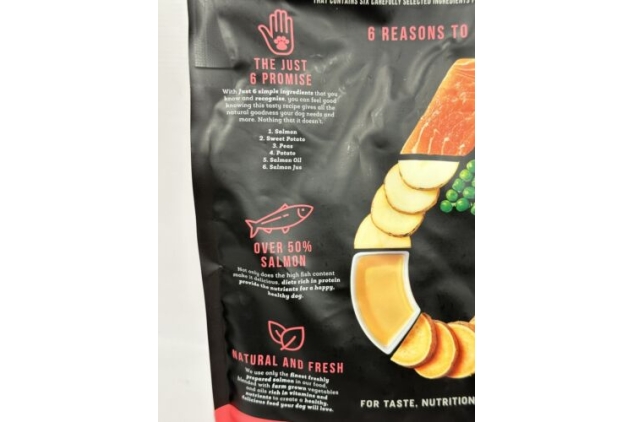Harringtons Just 6 Ingredients Dry Adult Dog Food Salmon & Vegetable 4 X 2kg Bag