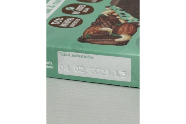 Nakd Cocoa Mint Fruit & Nut Bars Vegan Chocolate Alternative 16 X 35g