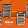 Gillette Fusion5 Razor Blades Men, Pack of 16 Razor Blade Refills with Precision Trimmer, 5 Anti-Friction Blades, Suitable for Mailbox | SEE DESCRIPTION