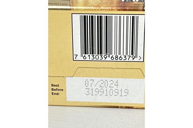 Nescafe Gold Iced Salted Caramel Latte Instant Coffee Sachets 7 Sachets, (Pack of 6, Total 42 Sachets) Best Before Date 31/07/2024