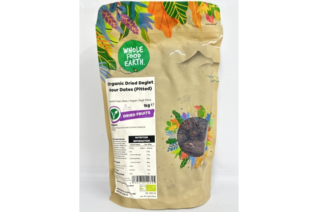 Whole Food Earth | Organic Dried Deglet Nour Dates Pitted 1kg | Best Before 22/07/2024