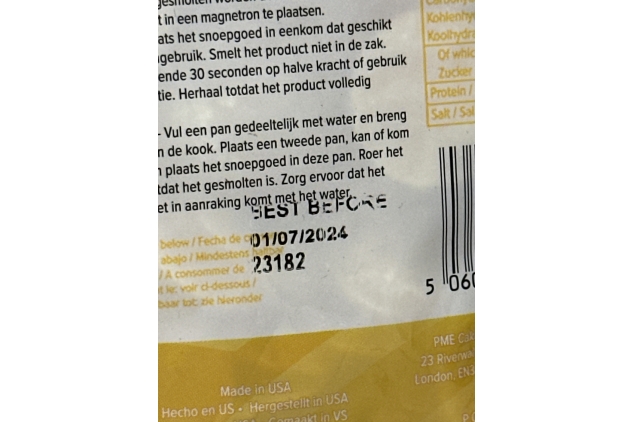 PME Candy Buttons Yellow 340 g | BEST BEFORE DATE 01/07/2024