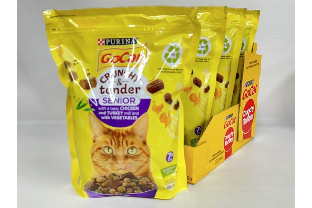 Go-Cat Crunchy & Tender Senior Dry Cat Food Chicken Turkey & Veg 800g, Pack of 4